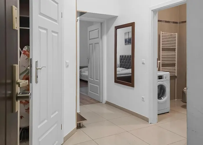 Millennium Cozy Stay - Fully Equipped Apartment