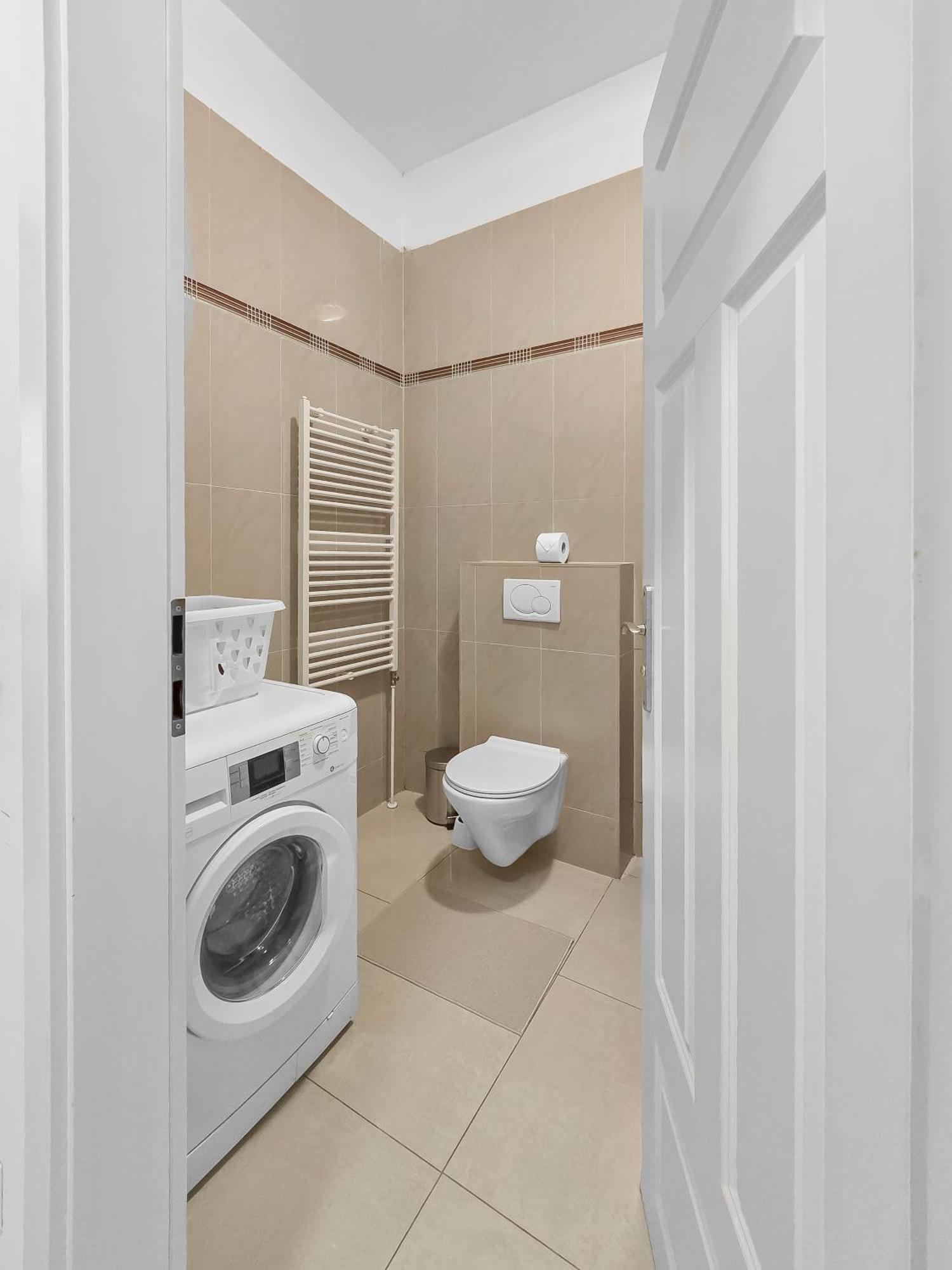 Millennium Cozy - Fully Equipped Apartment